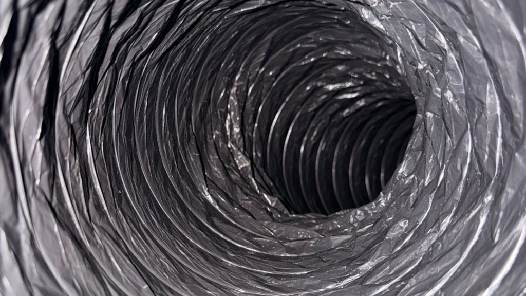 Clean air duct after cleaning